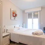 Apartment Modern Flat - Fiera&free Parking *