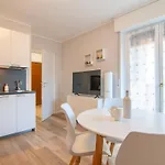Modern Flat - Fiera&free Parking Apartment *